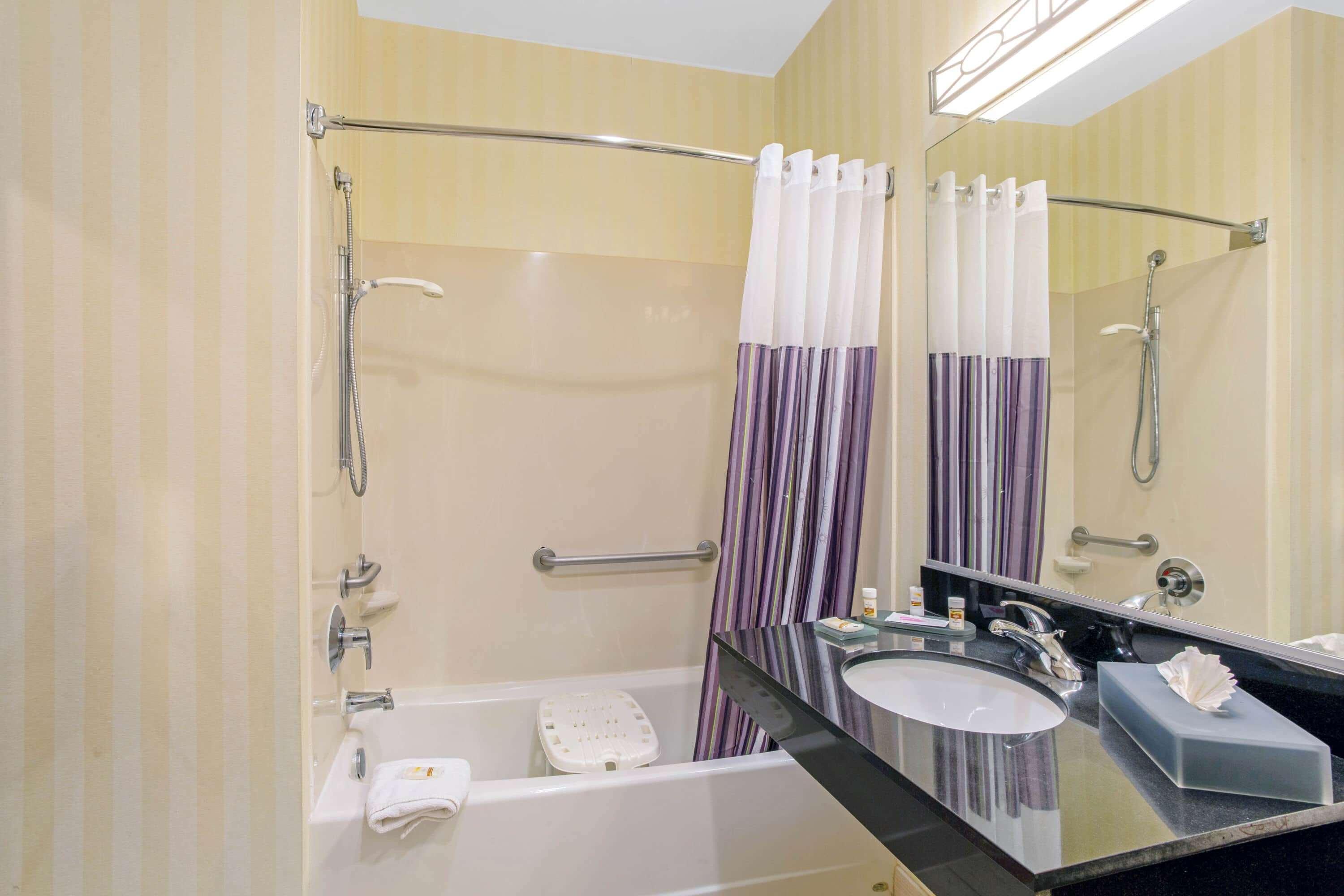 La Quinta By Wyndham Manassas Battlefield Hotel Ngoại thất bức ảnh